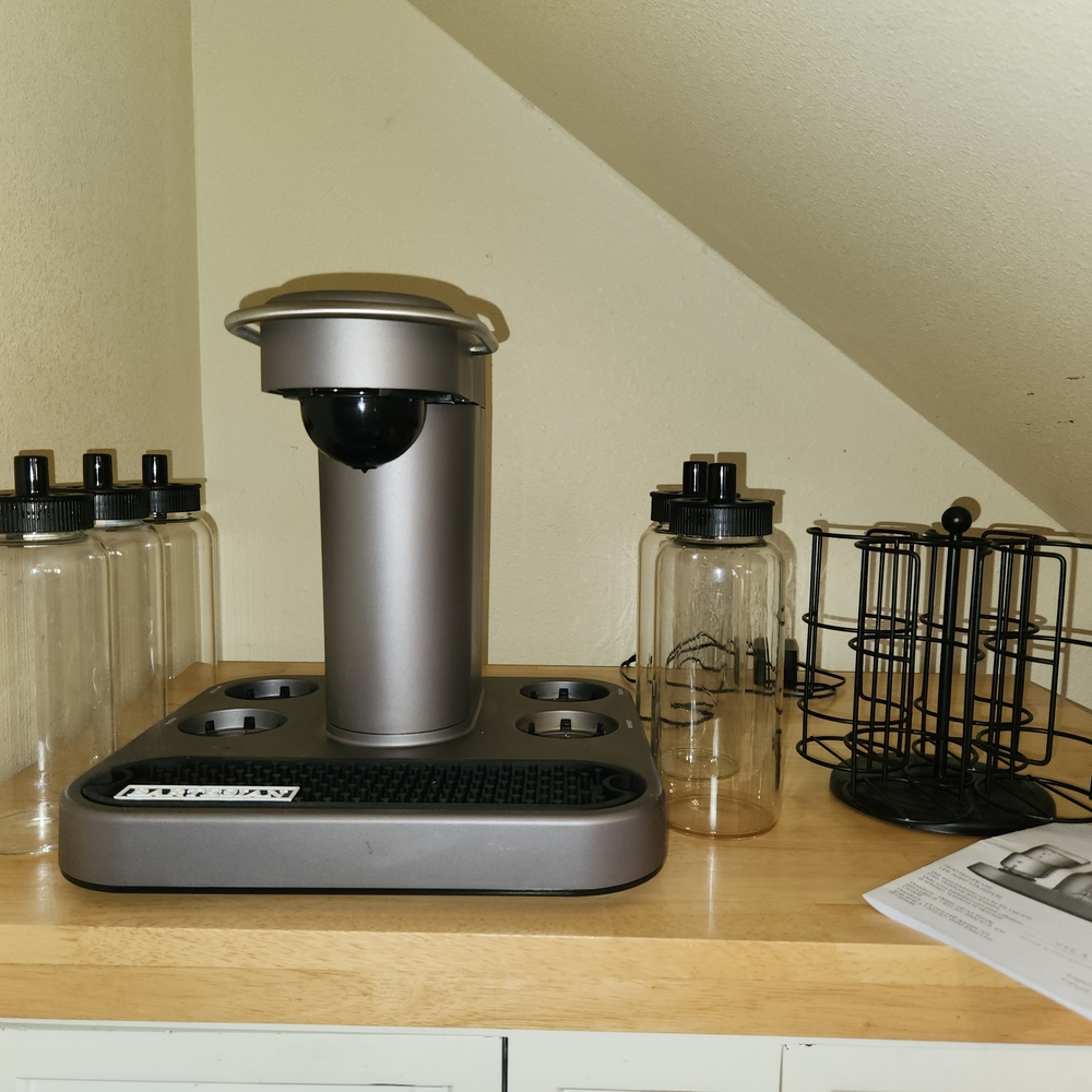 Bartesian Gray Cocktail Maker - Picture 2 of 6